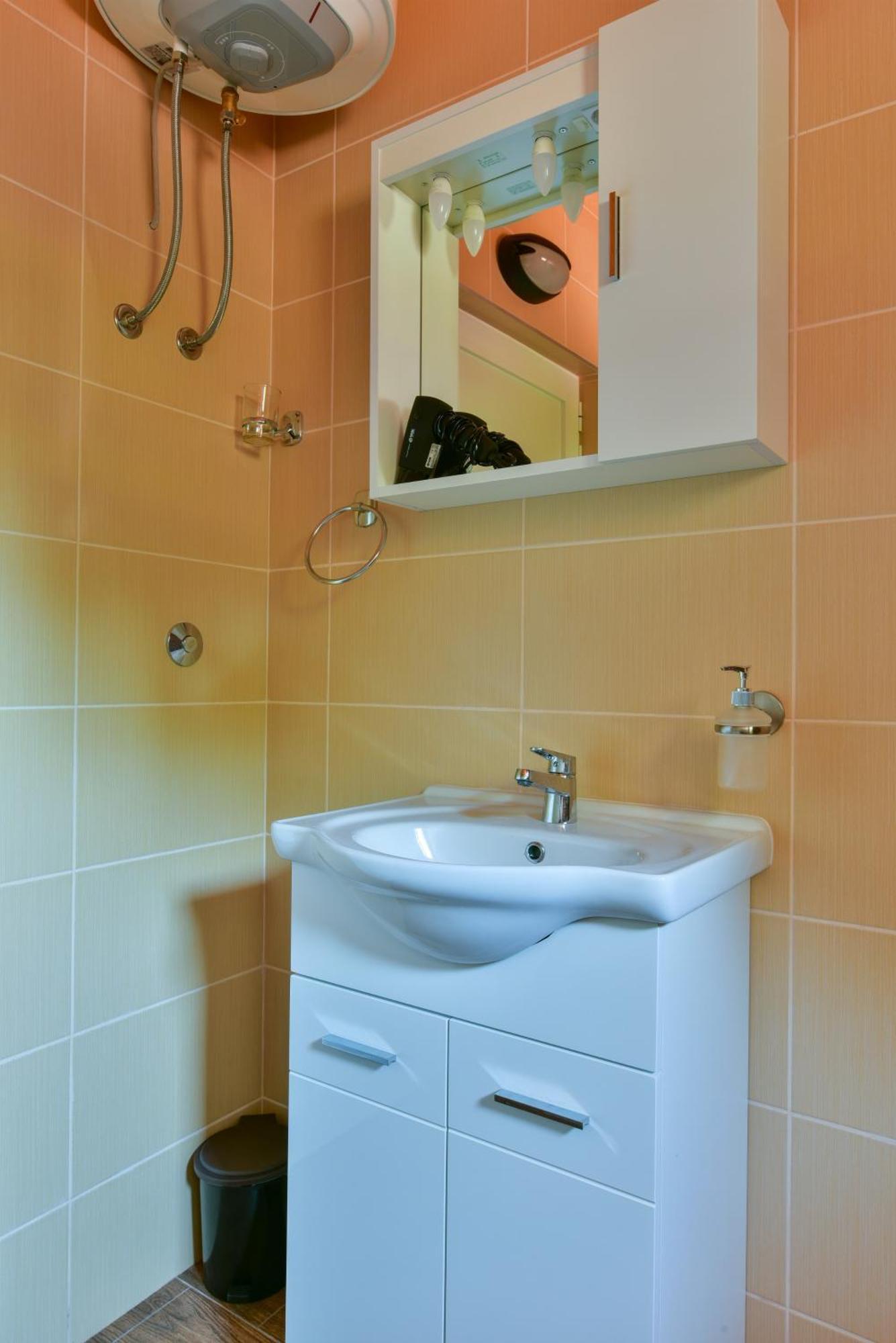 Lakeview Apartments Andela Virpazar Phòng bức ảnh