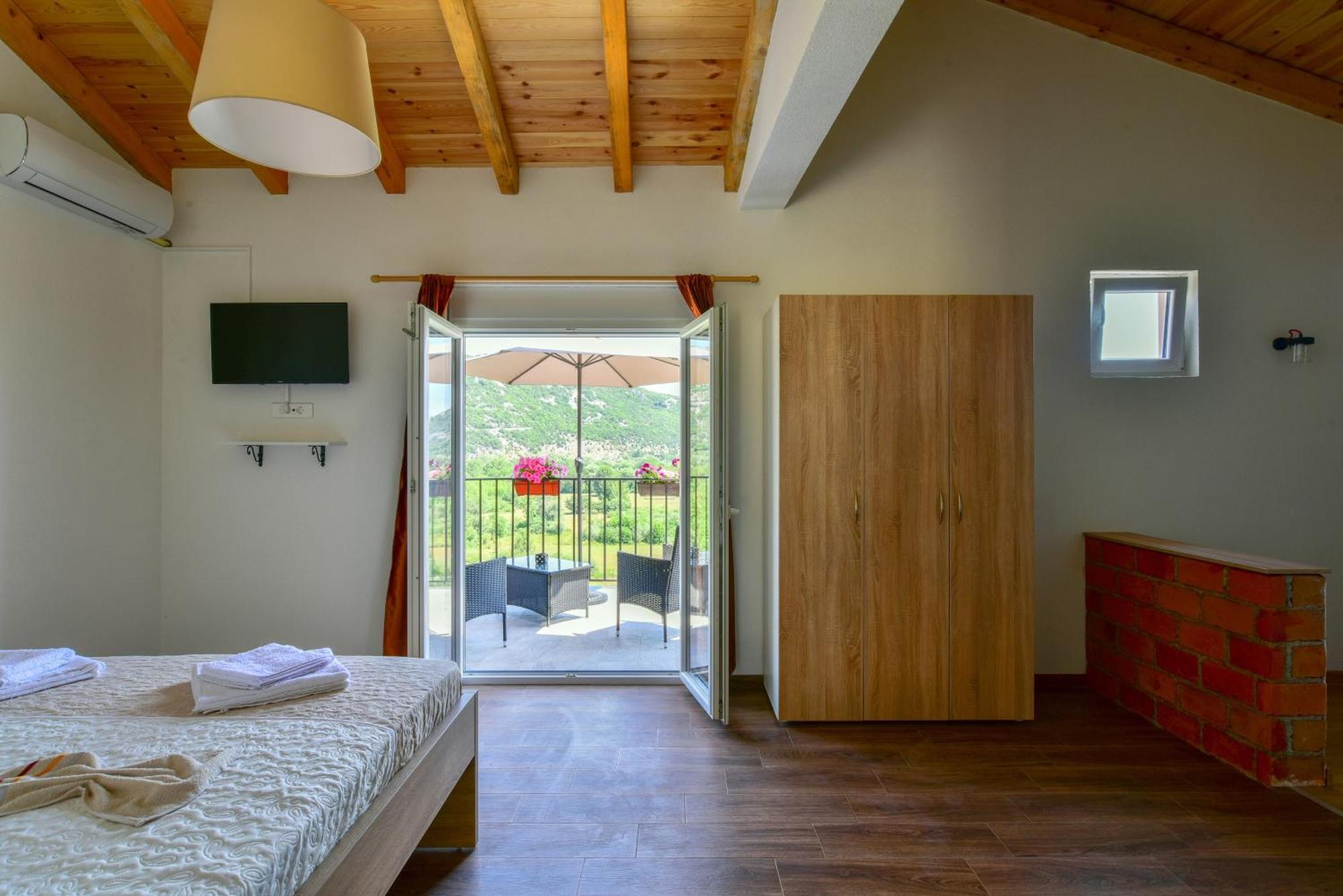 Lakeview Apartments Andela Virpazar Phòng bức ảnh