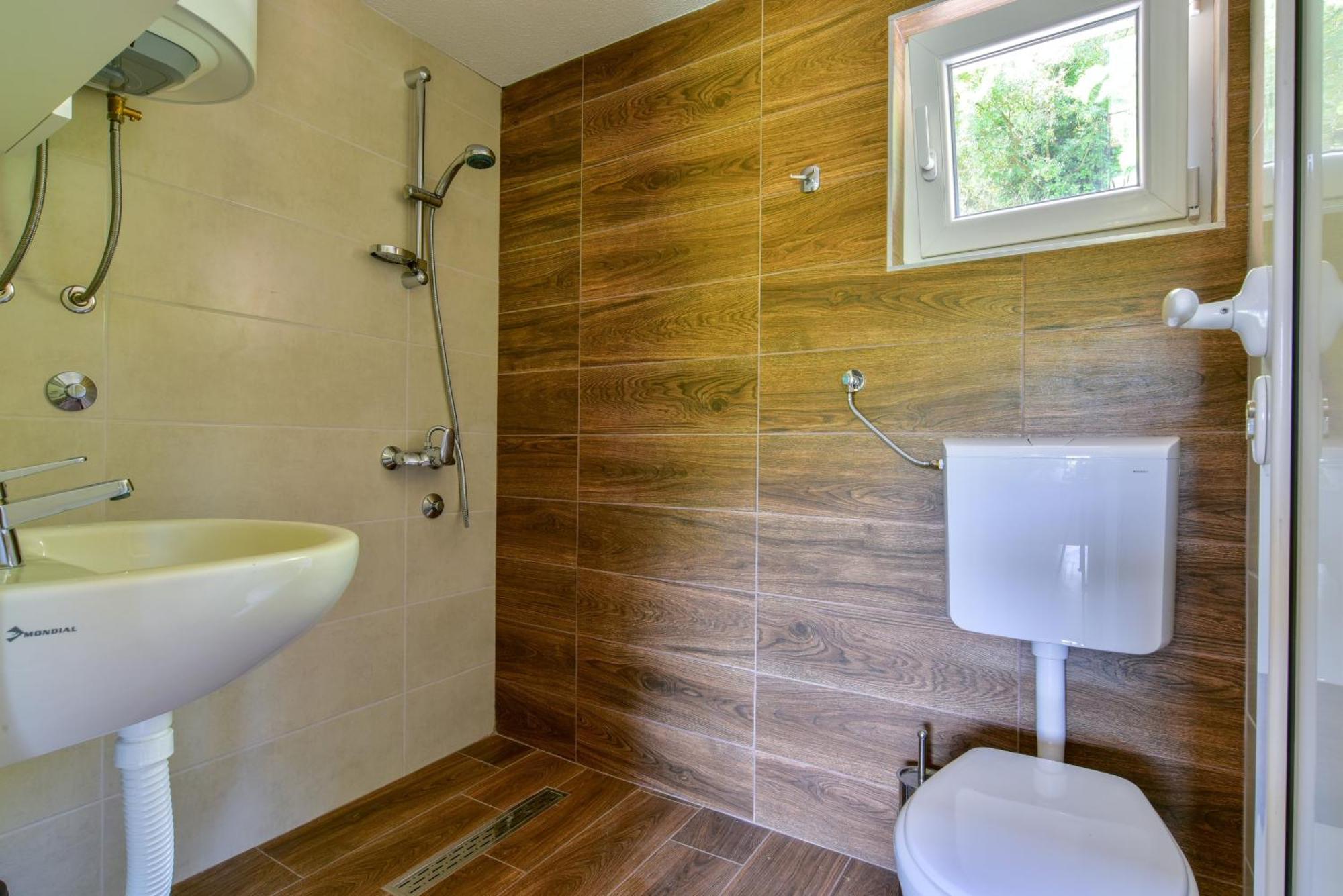 Lakeview Apartments Andela Virpazar Phòng bức ảnh